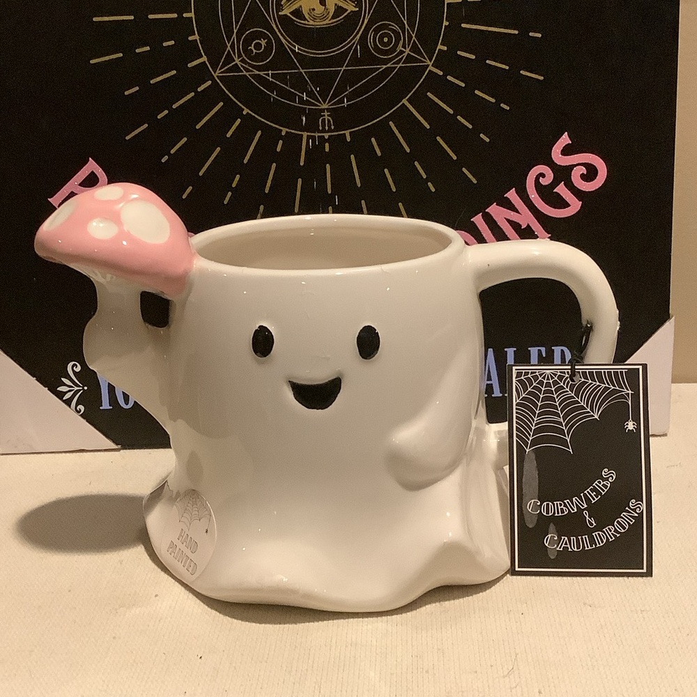 New Cobwebs & Cauldrons Hand Painted Ghost Mug 👻🍄